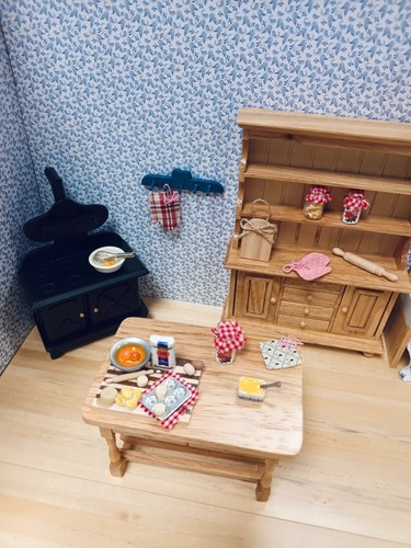 Dolls House Baking Set (D4166) - 1:12 Scale Miniatures - Picture 3 of 3