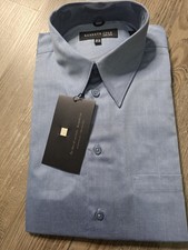NWT Kenneth Cole Men  s Dress Shirt.    16 1/2- 32/33 Ligth Blue 100 