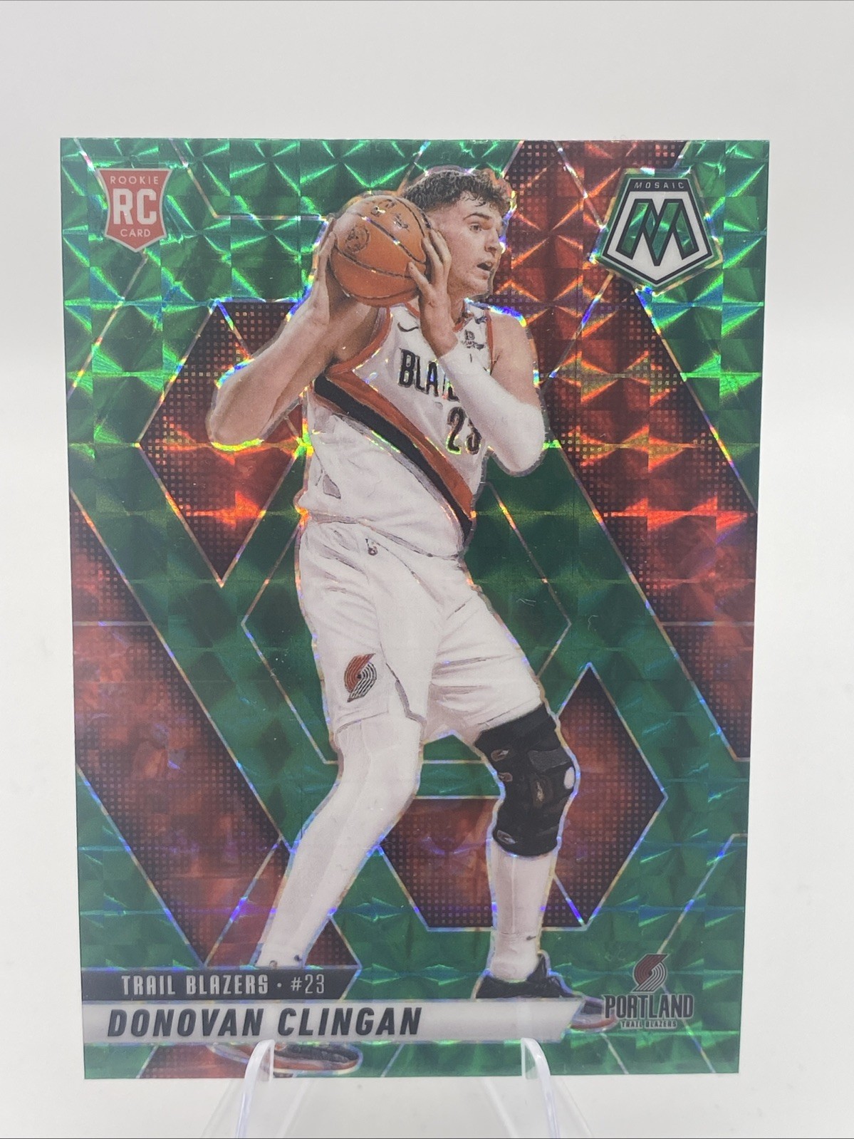 2024-25 Panini Mosaic Donovan Clingan #246 Green Mosaic Prizm (RC)
