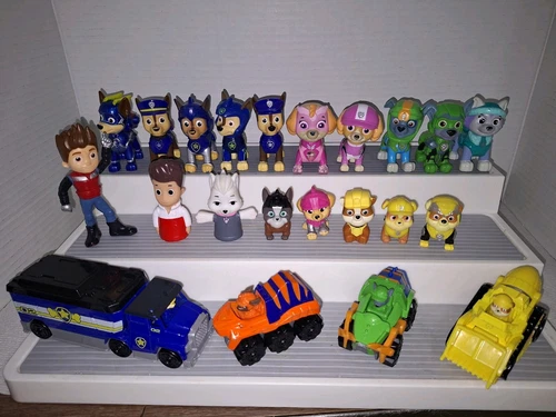 Paw Patrol Figures Lot Of 22, Chase, Skye, Rocky, Rubble and Others. 