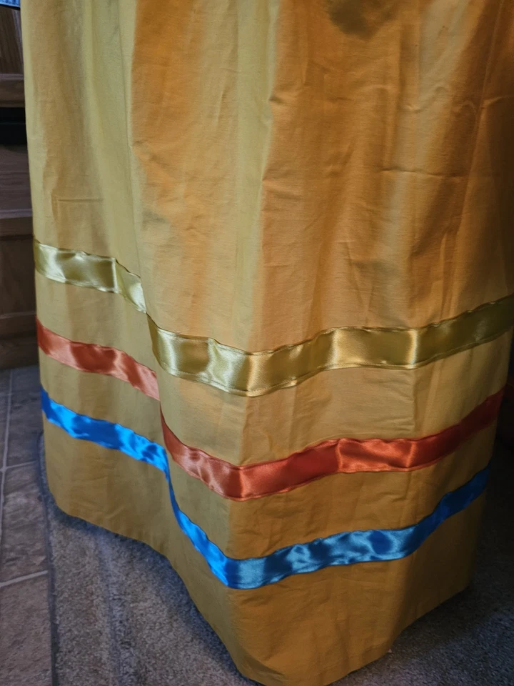 Hermosa falda cinta dorada. Talla 12 Cintura 34. 33 1/2 largo Foto 2 de 4