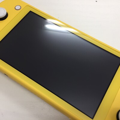 Excellent】Nintendo Switch Lite Yellow Console + Charger + Box