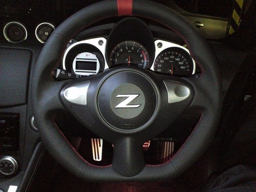RACING FLAT BOTTOM SHAPE STEERING WHEEL RED STITCHING LEATHER FOR NISSAN 370Z - Picture 3 of 12