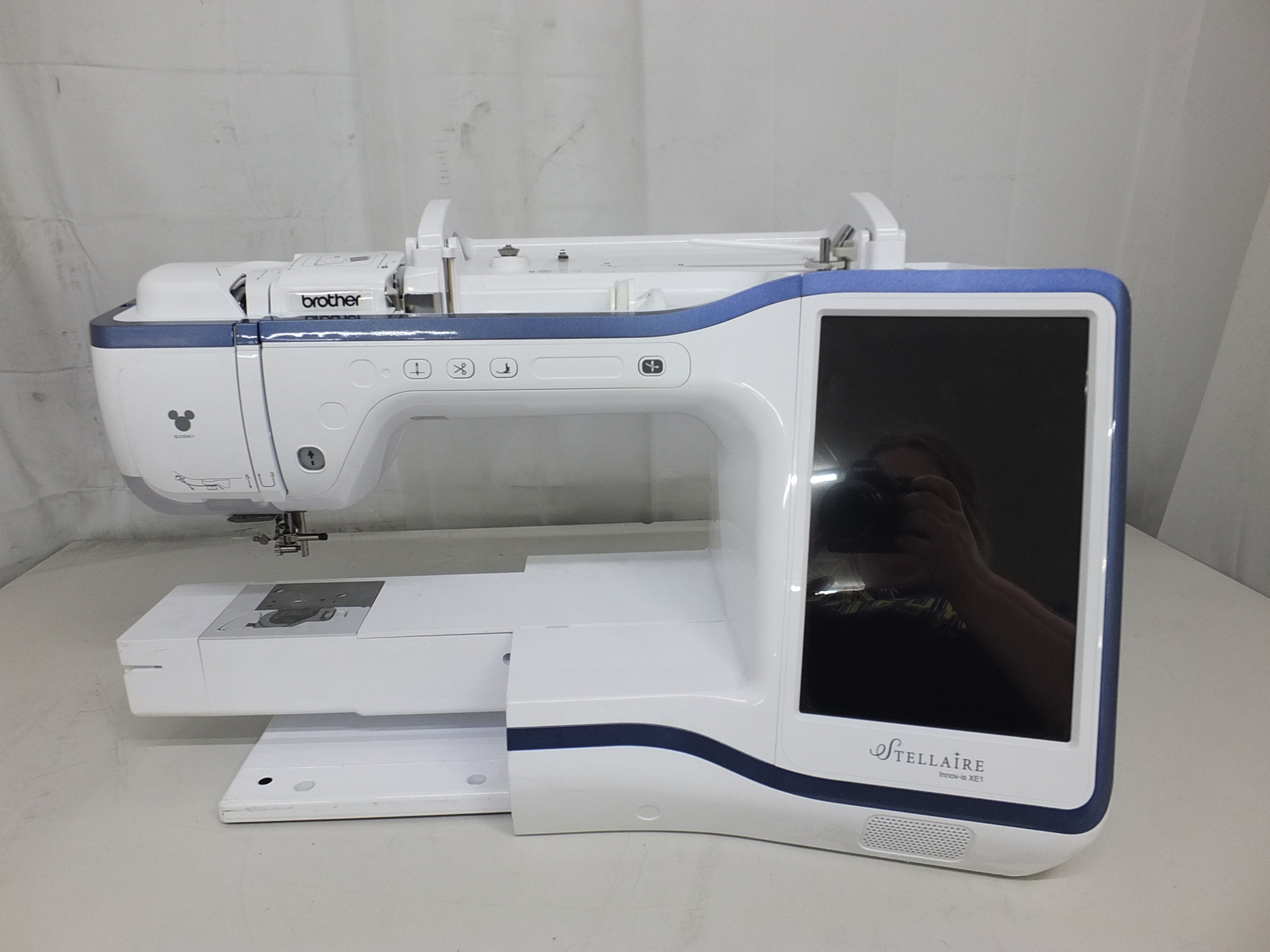 Brother Stellaire Embroidery Machine XE1 The Best Sewing Machine HQ