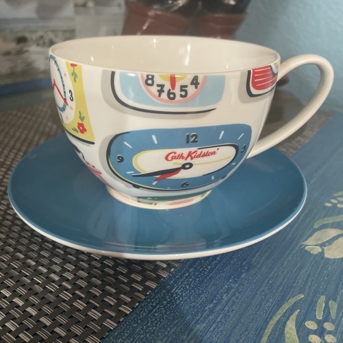 Cath Kidston große Tasse und Untertasse Uhrmuster