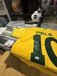 Brazil Pelé Autographed Jersey/Soccer ball/16x20/11x14 Lot PSA