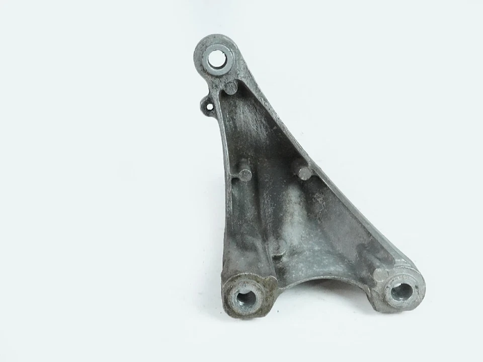 2004 - 2008 Audi S4 4.2L Bracket Mount Motor Engine Left Lh Side 4Z7199307b Oem Foto 4 de 4