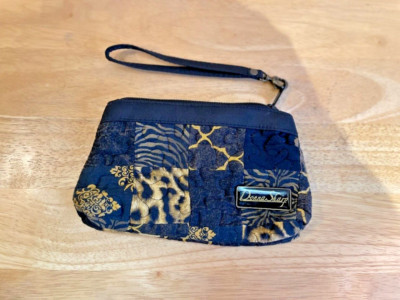 Donna Sharp Wristlet Accessory Pouch Makeup Bag Jade Black gold Zip Quilted