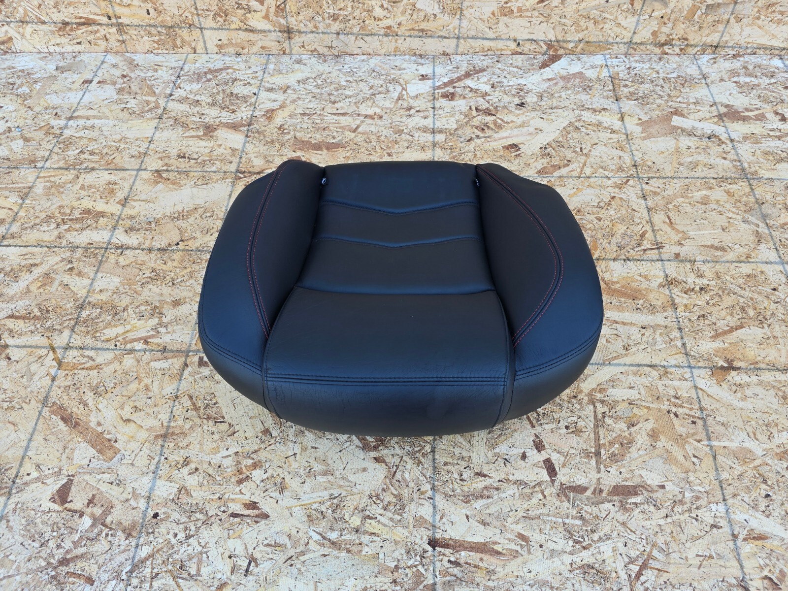REAR LEFT SEAT BOTTOM CUSHION LEATHER 36k 08-19 MASERATI GRANTURISMO M145