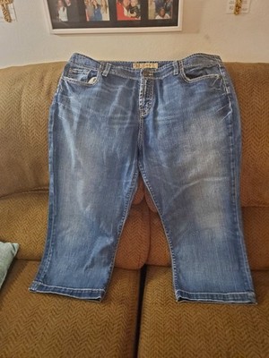 BKE Denim Wedi Women's Stretch Capri's Size 36X20 in Inseam Denim