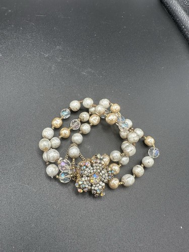 Vintage Miriam Haskell Pearl & Rhinestone Seeded Pearls Flower 3 Strand Bracelet - Picture 1 of 12