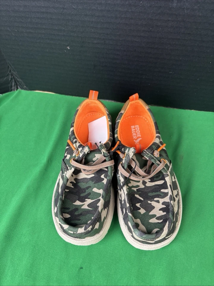 Zapato sin cordones Eddie Bauer de lona para niños talla 1 camuflaje Foto 3 de 4
