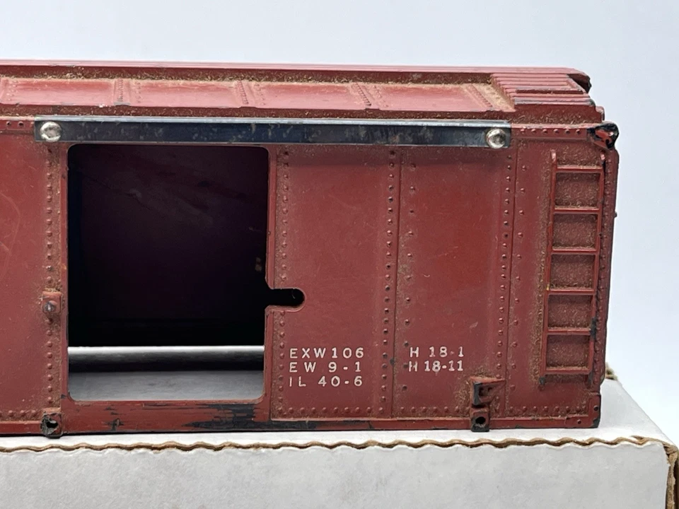 Gilbert American Flyer S Gauge 957 Erie Operating Boxcar for Parts or Restore - Image 3 of 4