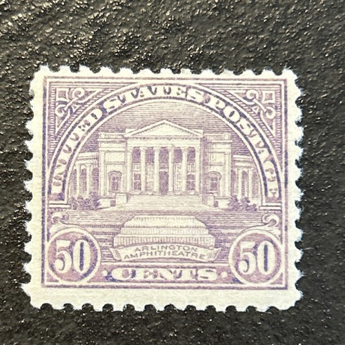 US Scott # 570, MINT / VF / NH 50¢ Arlington Amphitheatre! SCV $50