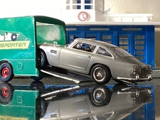 JUST DELIVERED! Aston Martin DB5 1/43 diecast 007 SKYFALL by Fabbri