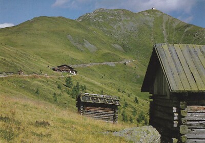 Shelter GALLO CEDRON_Hans u. Gemma Lanzinger_SESTO_SOUTH TYROL_View towards M.Elmo
