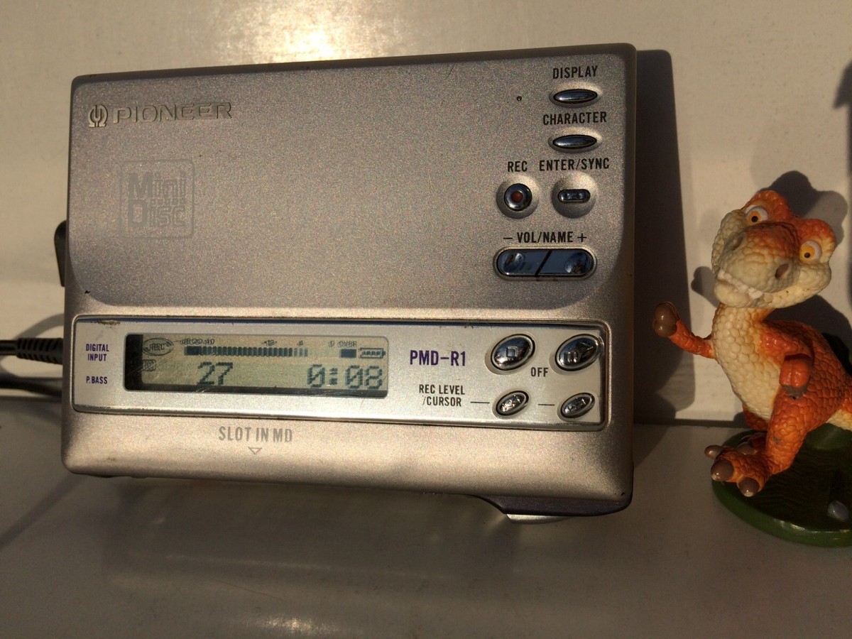 ジャンク品 Pioneer ポータブルMDレコーダー PMD-R1 Pioneer PMD-R1 MiniDisc Player/Recorder Walkman MD Tragbar
