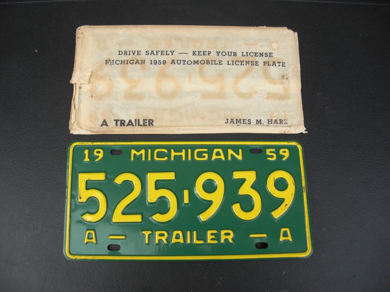 Classic Historic Vintage  1959  Michigan A-Trailer-A rare License Plate 525-939