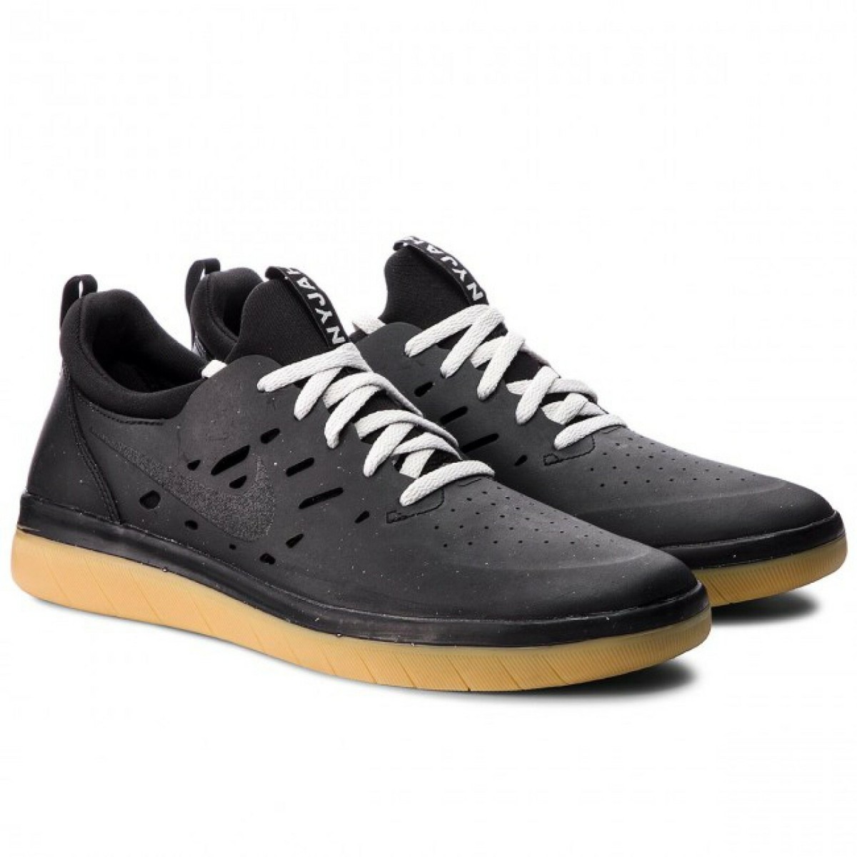 nike sb nyjah free black & gum skate shoes