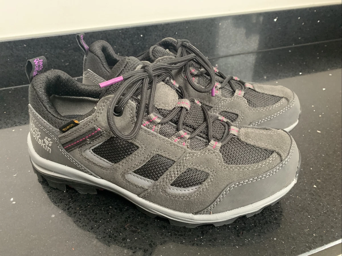 Hiking shoes women clearance sale