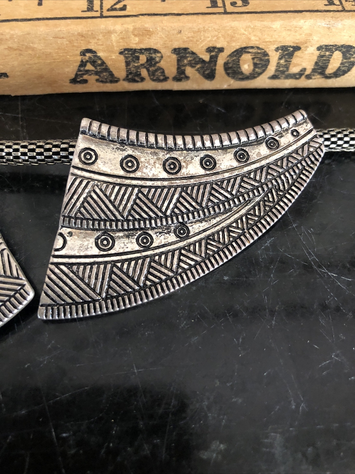 Metal silvertone statement necklace￼ - image 10