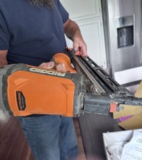 RIDGID 21-Degree 3-1/2 in. Round-Head Framing Nailer • Works! Used for 1 job!