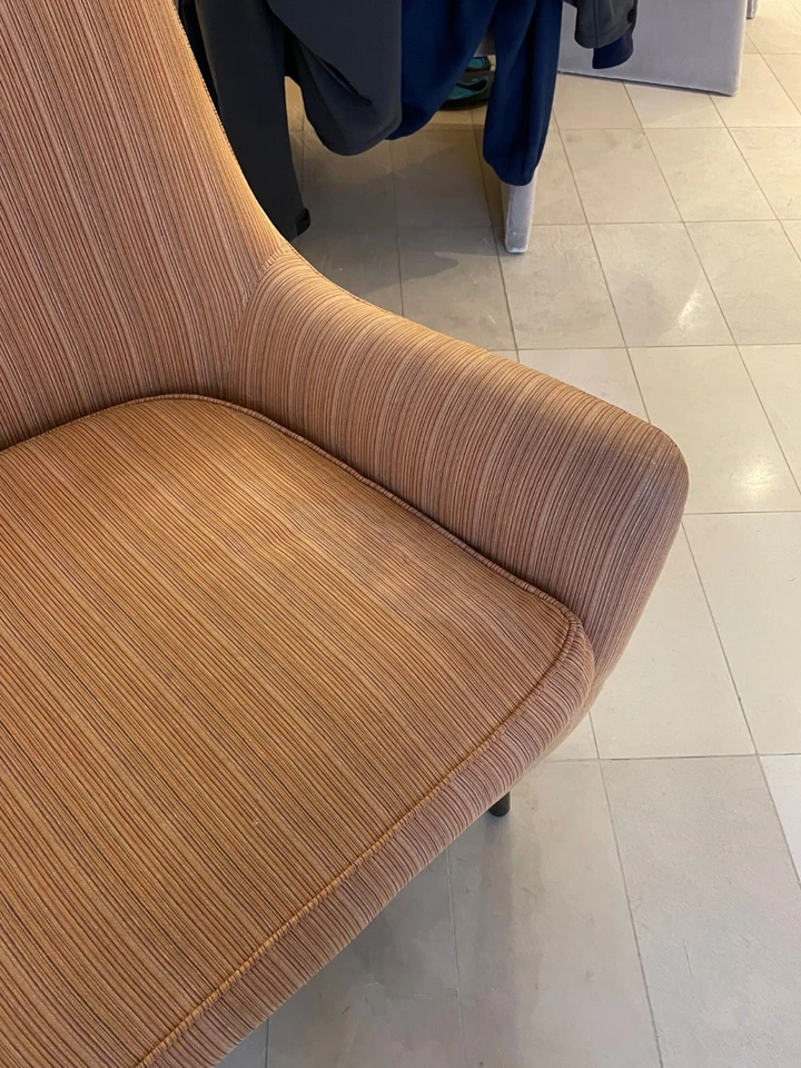 Room & Board Quinn Accent Chair – Upholstered Armchair – Local Pickup - Image 4 of 4