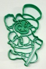 LEPRECHAUN 3 DETAILED HAPPY WAVING ST PATRICKS DAY COOKIE CUTTER USA PR4178