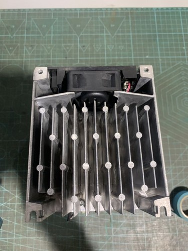 Hitachi WJ200-015LF Inverter 3PH 200V 1.5Kw Removed From The Working Machine - Picture 8 of 8