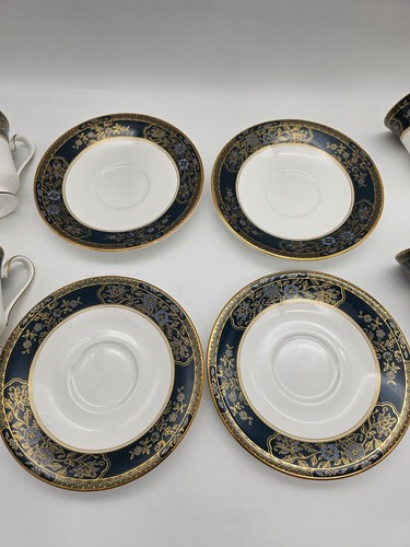 Set Of 4 Royal Doulton CARLYLE Tea/Coffee Cups and Saucers H5018 Excellent - Picture 8 of 24