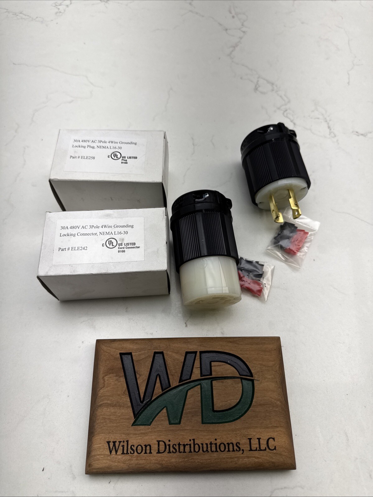 Grounding Locking Plug 30 A 480 V AC ELE242 & ELE258 Male And Female Set