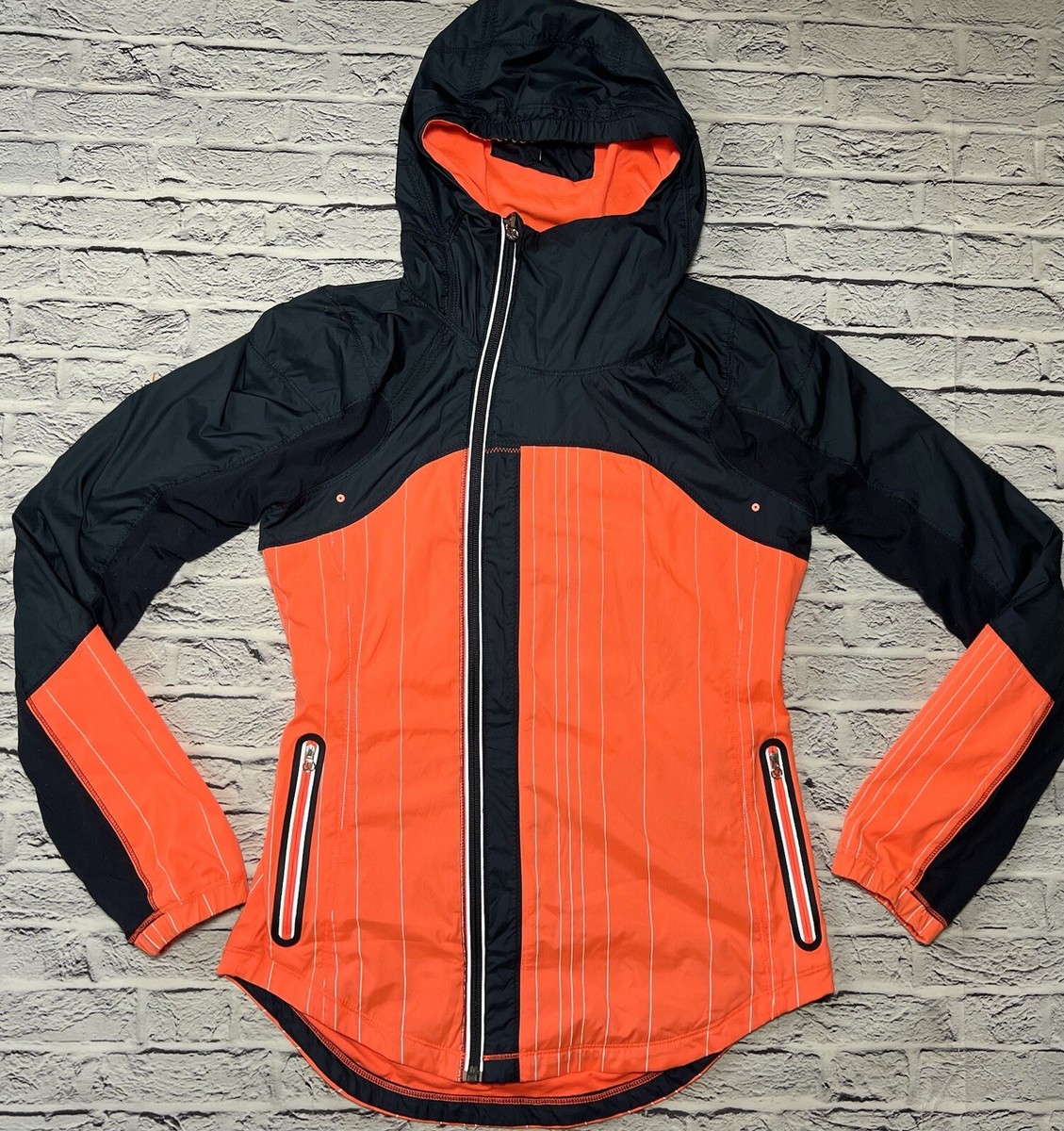Lululemon フード付きオレンジジャケット NWT LULULEMON All Yours Full Zip Orange Hoodie Jacket
