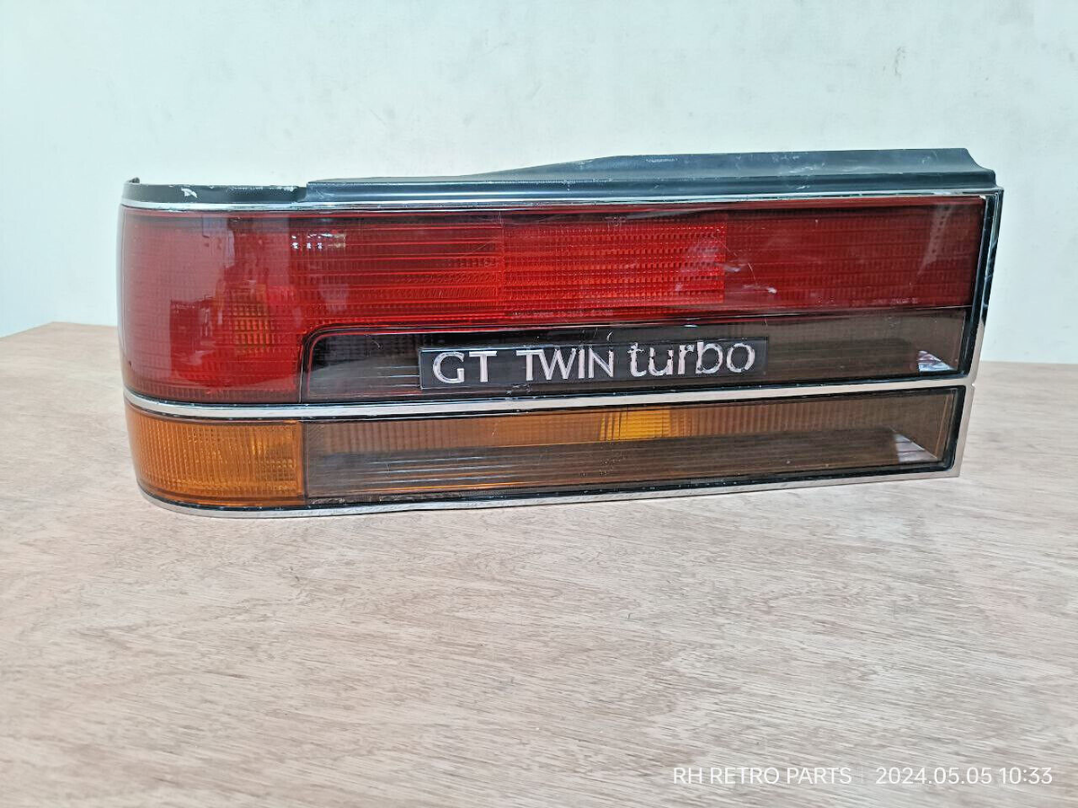 Toyota Soarer Z20 GT Twin Turbo Left Tail Lamp 1986 USED Genuine