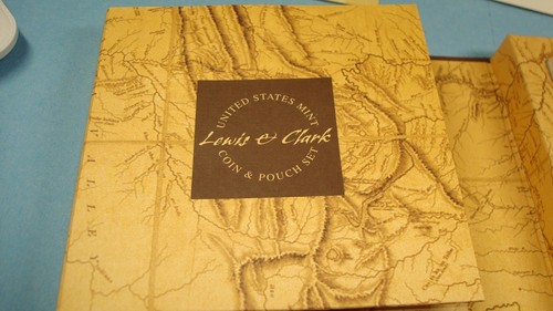 2004 P UNITED STATES MINT LEWIS & CLARK PROOF SILVER DOLLAR COIN & POUCH SET - Picture 8 of 13