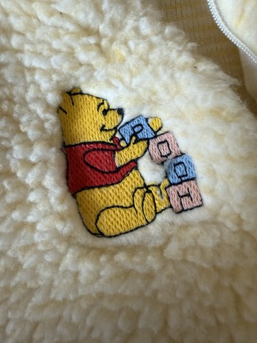 VTG Winnie The Pooh Disney 0-6 month bunting/coat - Picture 3 of 7