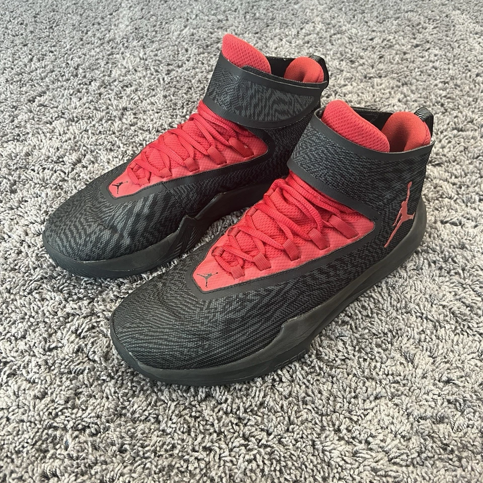 Jordan Fly Unlimited Zapatos Antracita Gimnasio Rojo Negro AA1282-011 Hombre’s Talla 12 Foto 4 de 4