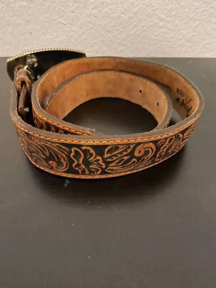 Tony Lama Belt Boys Small Tooled Leather Made in USA Rodeo Champion Buckle - Image 3 of 4