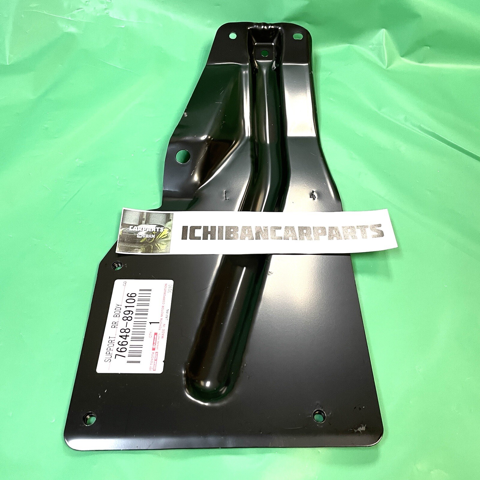 Toyota Genuine Support Rear Body Mud Guard 1989-1995 Pickup LH