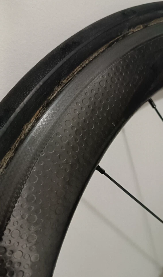 Juego de ruedas de freno de llanta tubular ZIPP 404 Firecrest Foto 3 de 4