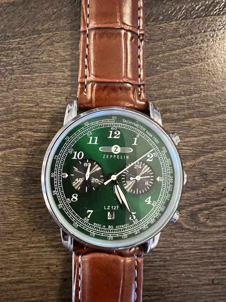 Graf Zeppelin LZ 127 Men’s Watch Los Angeles Green On Brown Leather Strap - Image 4 of 4