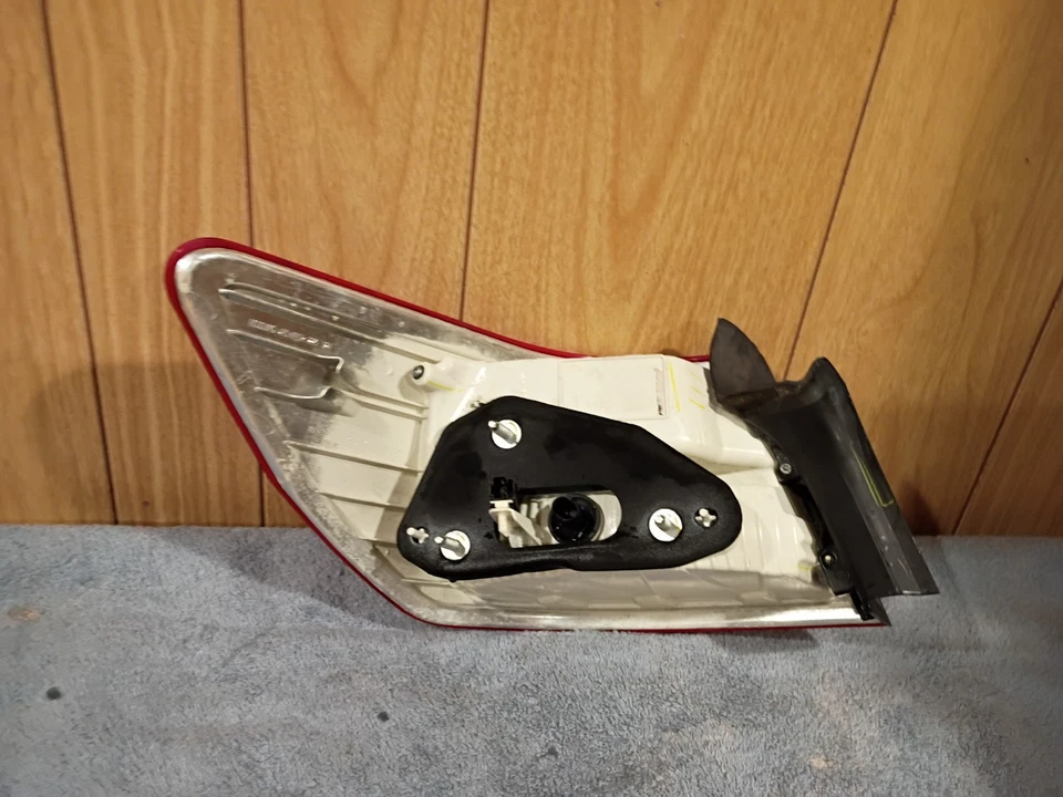 Lincoln MKZ 2010-2012 conjunto de luces traseras lado derecho del pasajero genuino OEM bonito Foto 2 de 2