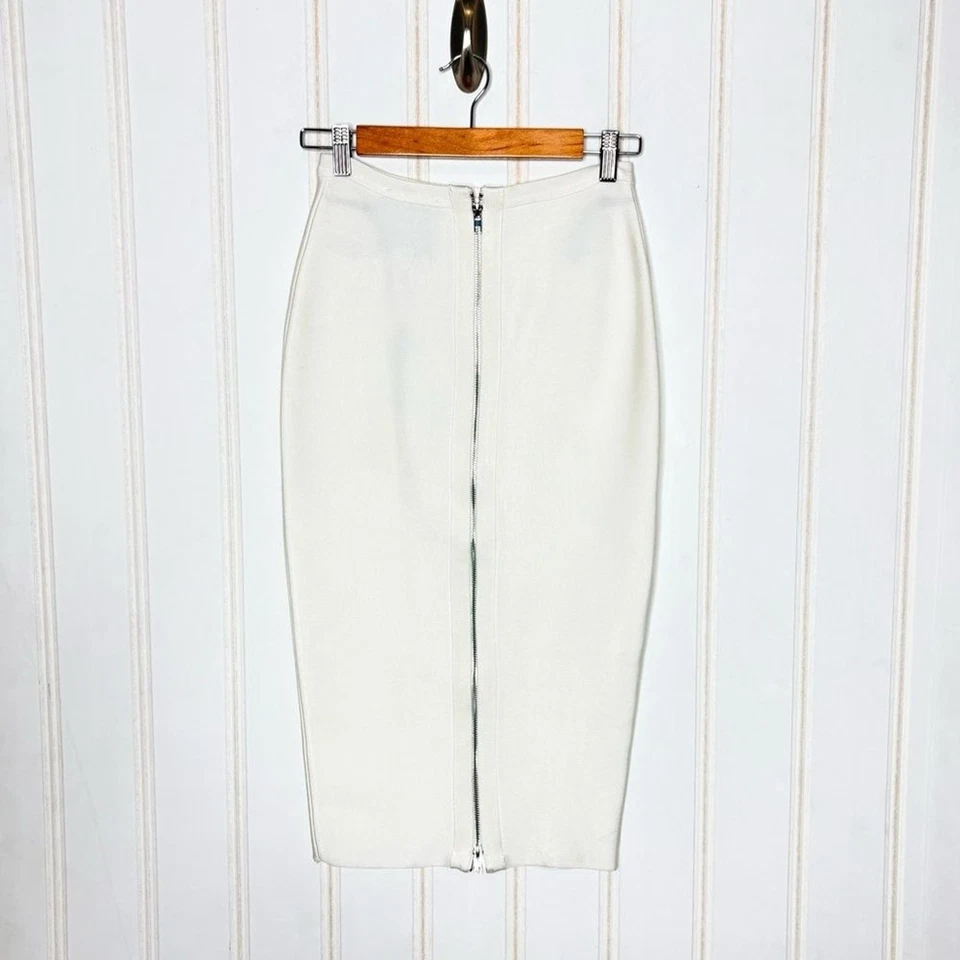 Falda lápiz blanca Herve Leger Forever 21 NUEVA Foto 4 de 4