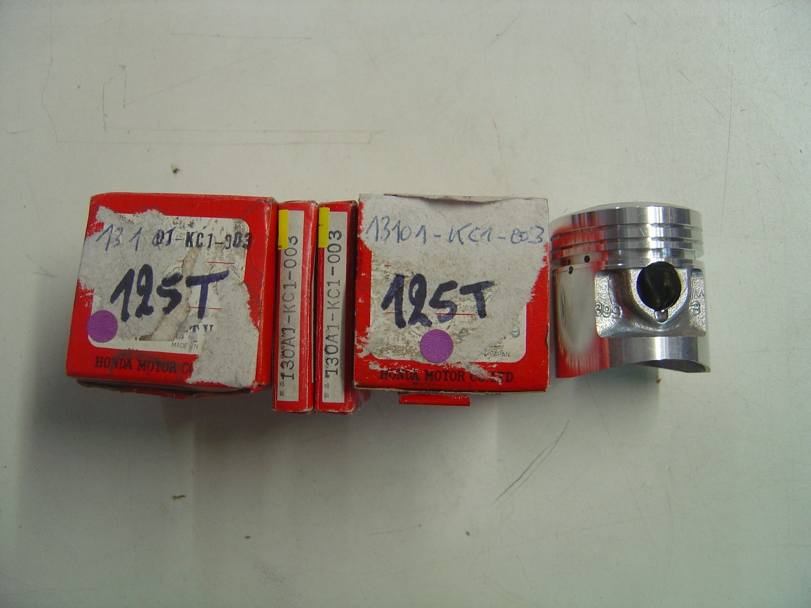 Pistons moteur CB125TD 1982-1988 et segments CA125 Rebel 1995-1996 STD
