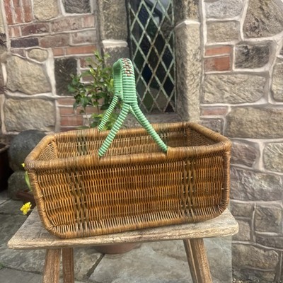 Retro Picknickkorb Weidenkorb mit grünem Griff Vintage Aufbewahrung stabil