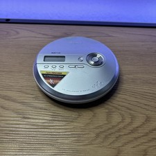 Sony D-NE241 MP3 CD Player Mega Bass-Silber d...