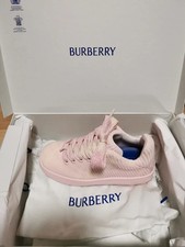 Burberry Box Sneakers mit Check; neu und original