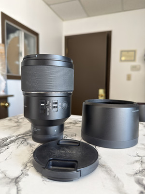 Samyang 135mm F/1.8 Sony E-mount AF lens