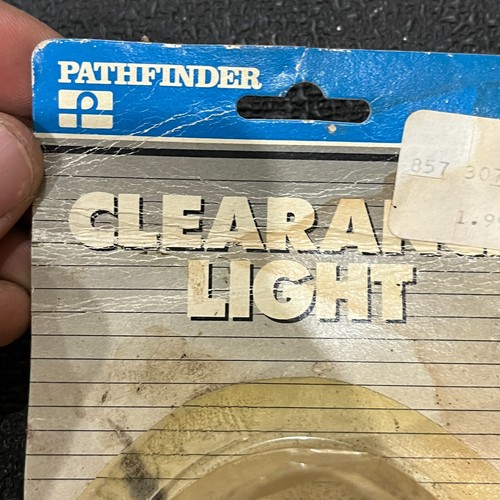 Vintage Pathfinder Clearance Or Marker Lights 12V Red/ NOS 18951-V-666R - Picture 2 of 5