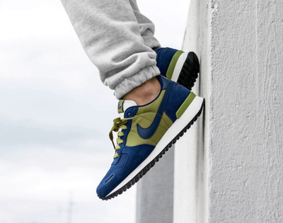 nike air vrtx green