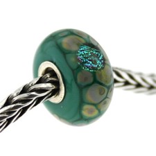 Authentic Trollbeads Glass 62021 Green Flower...